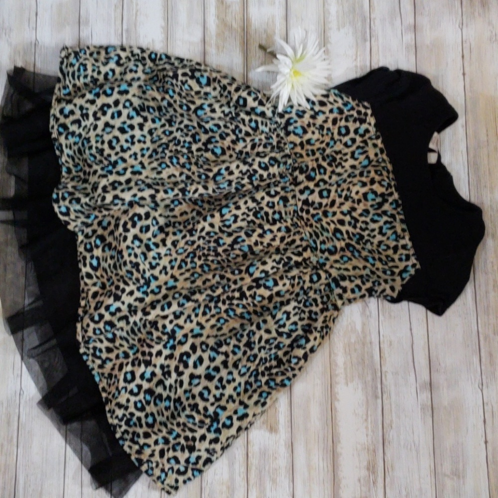 Adorable Leopard Print sz 10-12 see description
